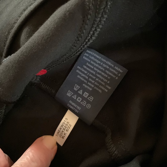 NWT Tommy Hilfiger Knit Jeans Black Basic Stretch Pants Leggings Women’s Size 4 - Picture 12 of 12